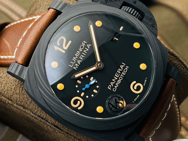 VS沛纳海PAM661表细节