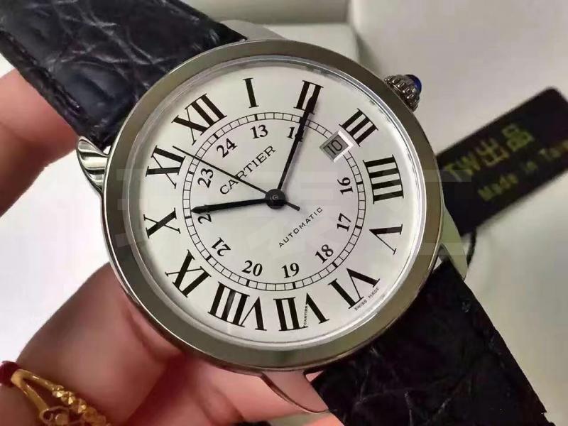  2、想知道卡地亚手表背面的序列号在哪里可以查到手表的真伪。 